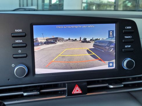Certified 2023 Hyundai Elantra SEL FWD image 31