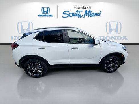 Used 2022 Buick Encore GX Select image 8