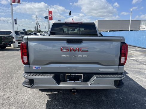 Used 2024 GMC Sierra 1500 Elevation w/ Elevation Premium Package RWD image 3
