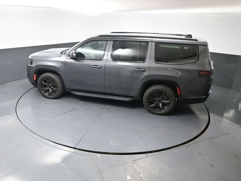 Used 2024 Jeep Wagoneer Series II AWD/4WD image 48