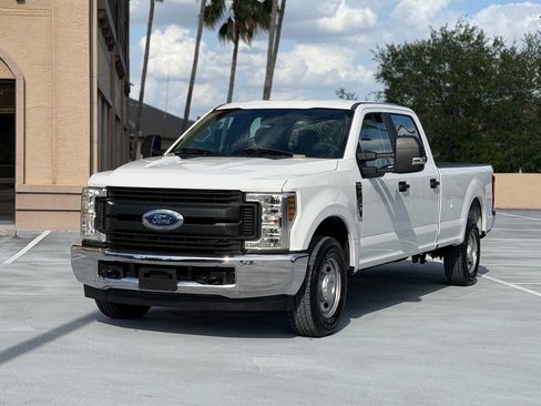 Used 2018 Ford F250 XL w/ Power Equipment Group image 3