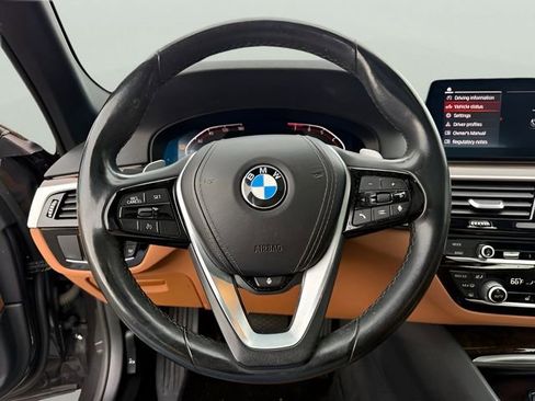 Used 2020 BMW 540i xDrive w/ Premium Package image 15