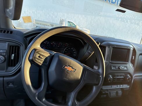 Used 2021 Chevrolet Silverado 2500 W/T w/ WT Convenience Package image 5