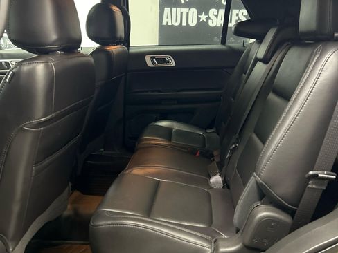 Used 2013 Ford Explorer XLT AWD/4WD image 10