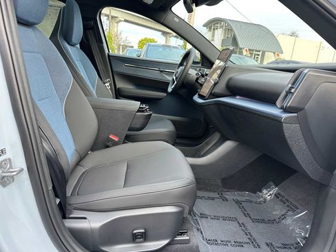 New 2026 Volvo EX30 Plus image 10