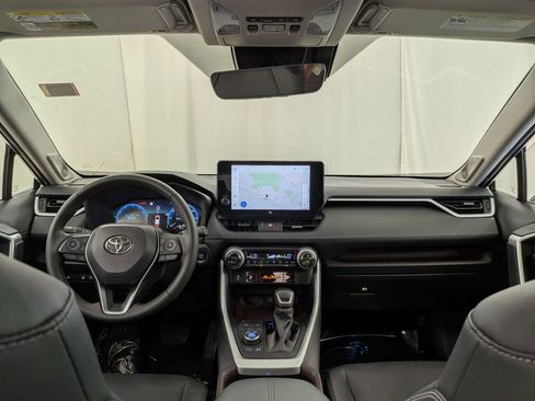 Used 2025 Toyota RAV4 Limited w/ Weather Package AWD/4WD image 13