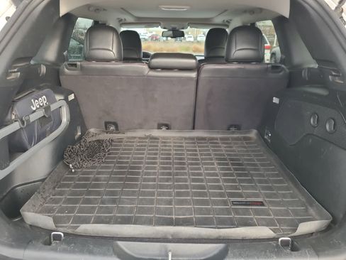 Used 2016 Jeep Cherokee Trailhawk w/ Comfort/Convenience Group image 27