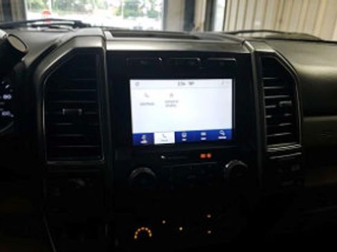 Used 2020 Ford F250 XLT w/ XLT Premium Package AWD/4WD image 16