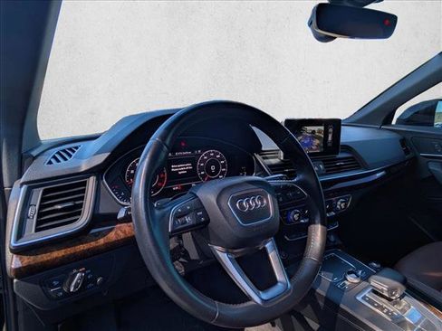 Used 2018 Audi Q5 2.0T Premium Plus w/ Premium Plus Package AWD/4WD image 10