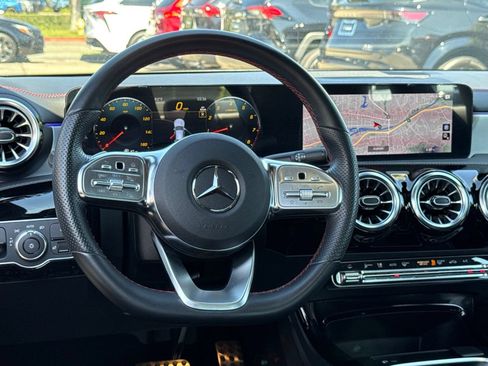 Used 2023 Mercedes-Benz CLA 250 image 38