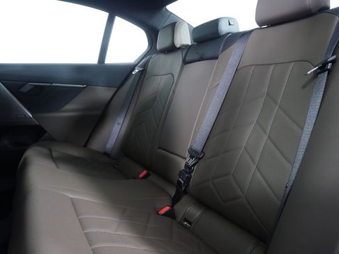 Certified 2026 BMW 530i image 15