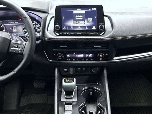 Certified 2025 Nissan Rogue SV AWD/4WD image 13