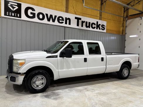 Used 2014 Ford F250 XL w/ XL Value Package image 4