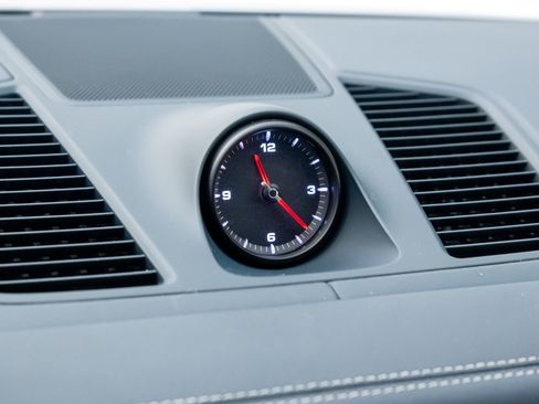 Certified 2023 Porsche Cayenne S image 29