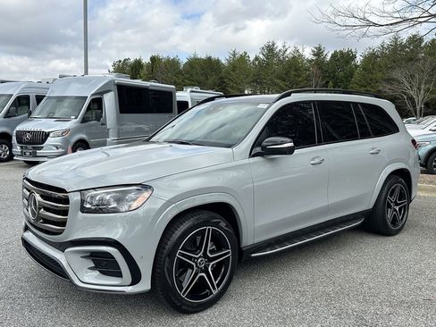 Certified 2024 Mercedes-Benz GLS 450 GLS 450 w/ AMG Line Exterior image 4