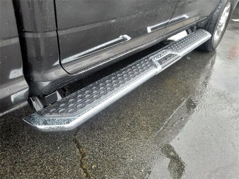 Used 2024 RAM 2500 Big Horn image 17