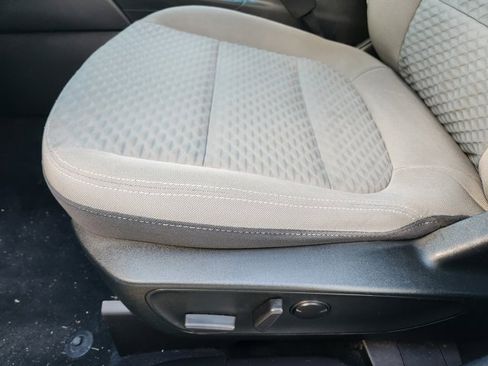 Certified 2022 Ford Escape SE image 23