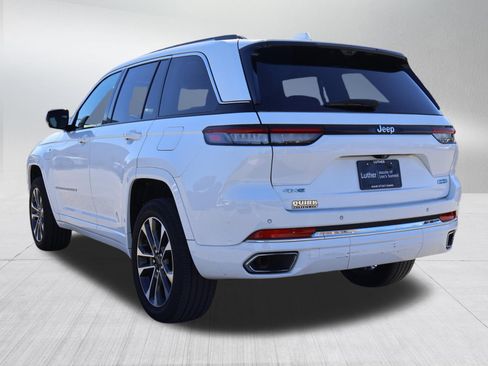 Used 2022 Jeep Grand Cherokee Overland w/ Advanced Protech Group III image 5