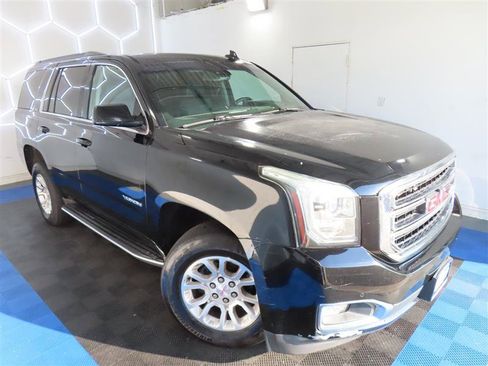 Used 2017 GMC Yukon SLT AWD/4WD image 5