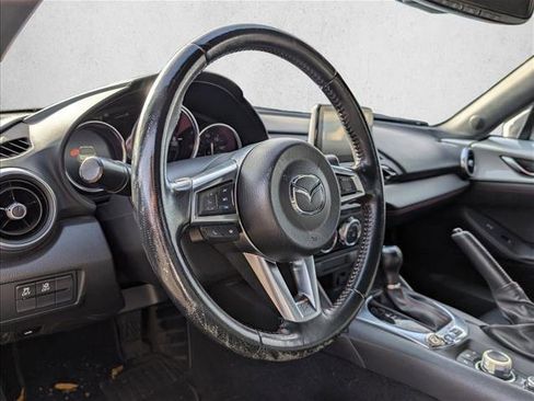 Used 2019 MAZDA MX-5 Miata Grand Touring image 9