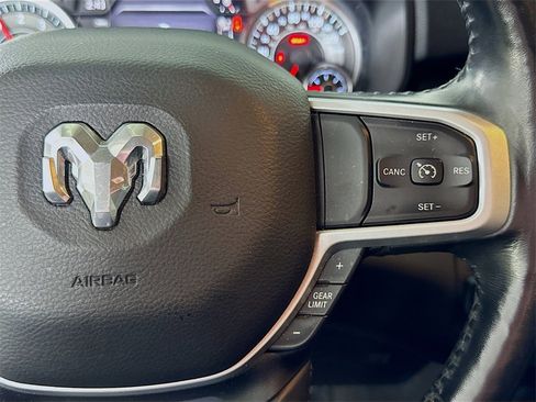 Used 2020 RAM 1500 Big Horn image 23