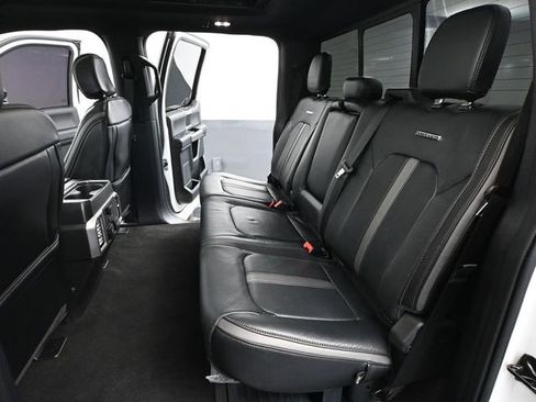 Used 2020 Ford F450 Platinum w/ FX4 Off-Road Package image 42