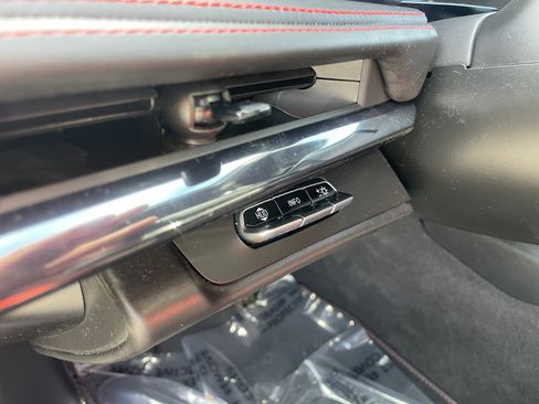 Used 2025 Chevrolet Corvette Z06 image 18