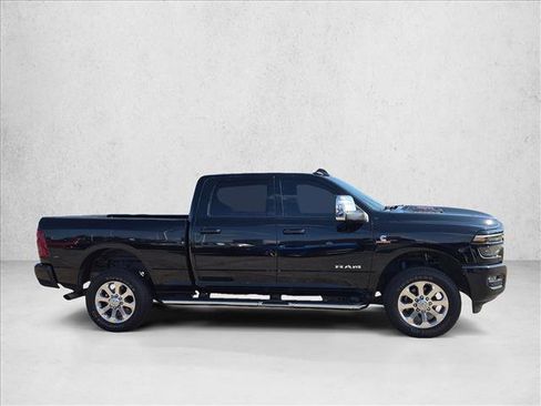 Used 2025 RAM 2500 Laramie w/ Sport Appearance Package AWD/4WD image 4