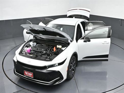 New 2026 Toyota Crown AWD/4WD image 39