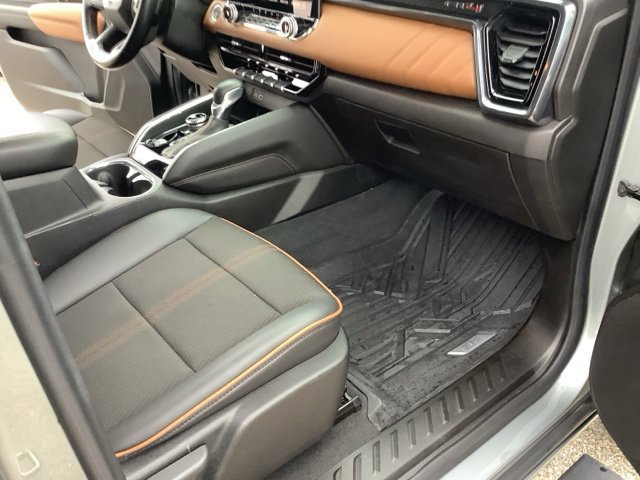 Used 2023 GMC Canyon AT4 w/ Canyon Safety Plus Package AWD/4WD image 23