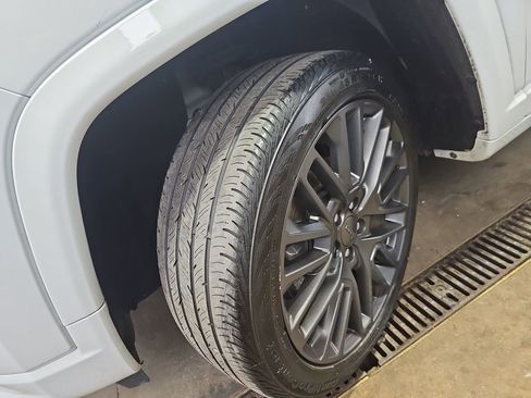 Used 2022 Jeep Compass High Altitude image 32