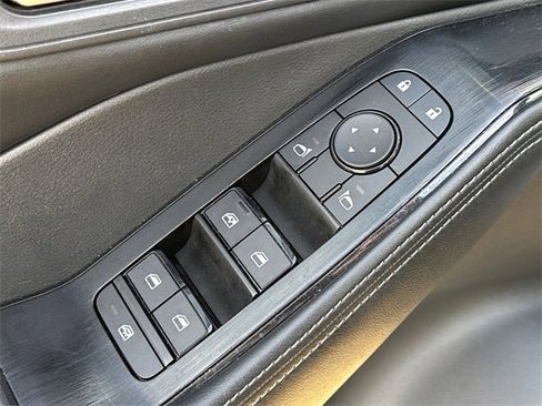 Certified 2024 Nissan Rogue SV image 20