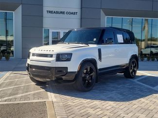 Used 2023 Land Rover Defender 110 X-Dynamic SE video 1