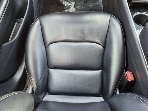 Used 2018 Tesla Model 3 Performance image 25