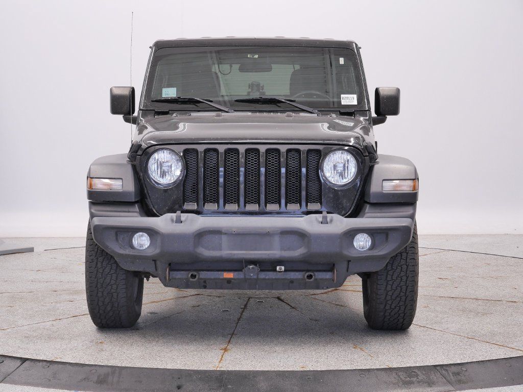 Used 2019 Jeep Wrangler Sport AWD/4WD image 2