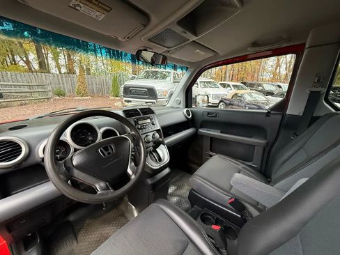 Used 2005 Honda Element EX image 13