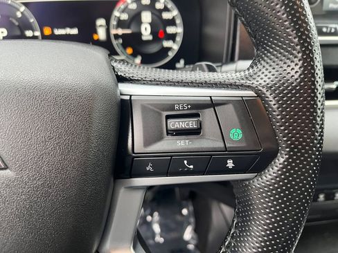 Used 2024 Mitsubishi Outlander Ralliart AWD/4WD image 29