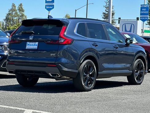 Used 2024 Honda CR-V Sport Touring image 9