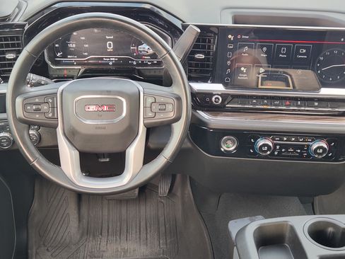Used 2024 GMC Sierra 1500 Elevation AWD/4WD image 26