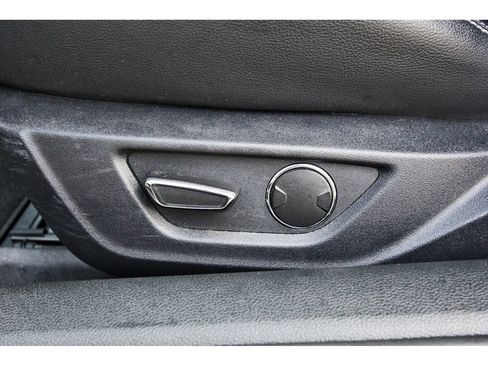 Used 2019 Ford Mustang Premium RWD image 29