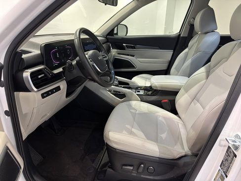 Used 2024 Kia Telluride S w/ S Sunroof Package image 13