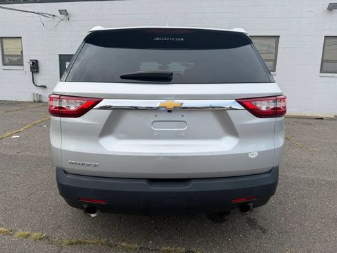 Used 2019 Chevrolet Traverse LS FWD image 15
