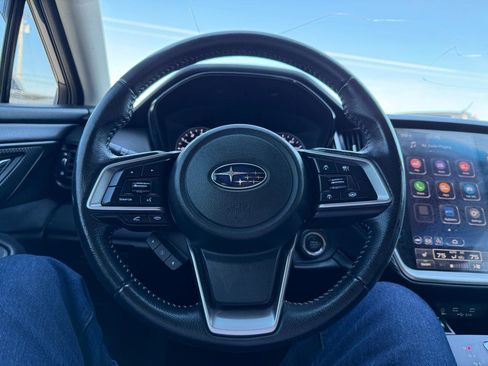 Used 2022 Subaru Outback Premium image 20