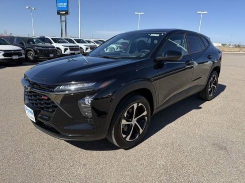 New 2026 Chevrolet Trax RS image 5