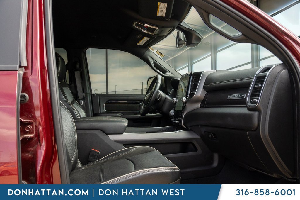 Used 2022 RAM 2500 Laramie w/ Night Edition AWD/4WD image 26