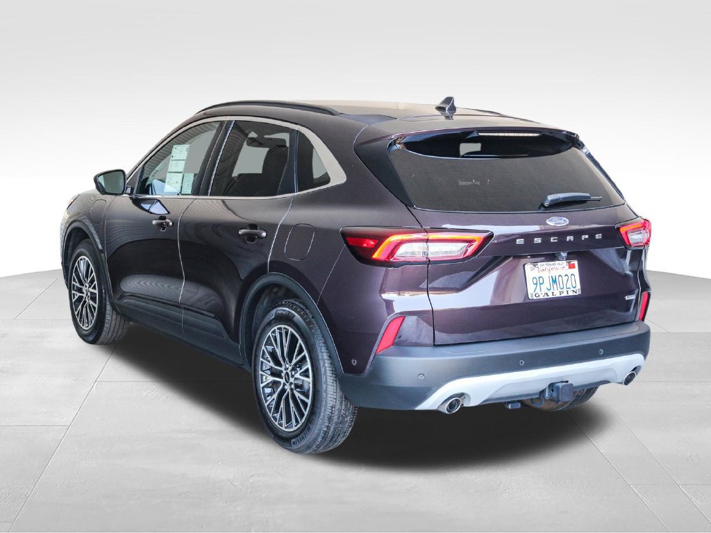 Certified 2023 Ford Escape SE w/ PHEV Premium Package FWD image 8