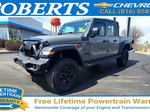 Used 2022 Jeep Gladiator Sport image 1