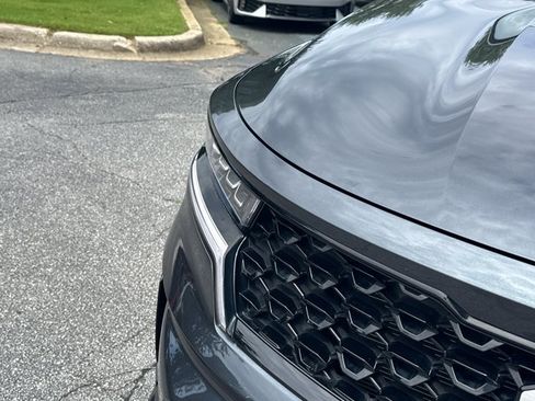 Certified 2022 Kia Sorento S w/ Panoramic Sunroof Package FWD image 13