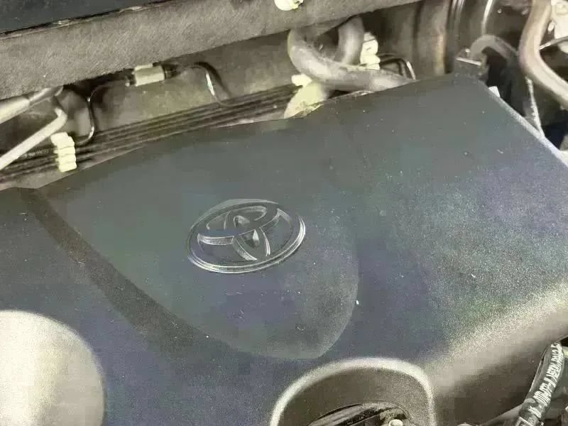 Used 2019 Toyota RAV4 XLE AWD/4WD image 17