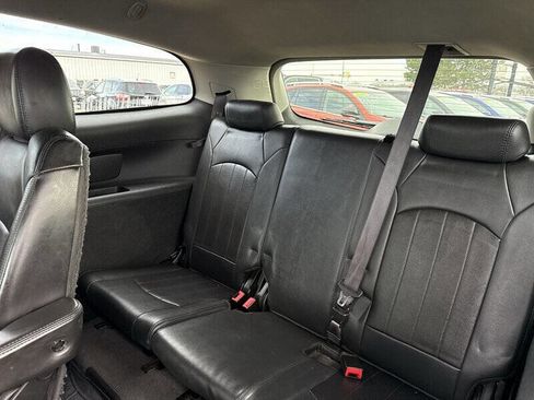 Used 2012 Buick Enclave Leather image 16
